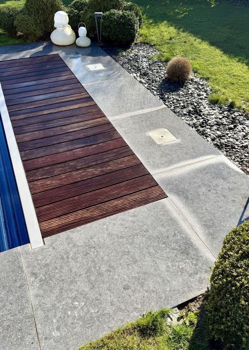Timber pool deck after cleaning